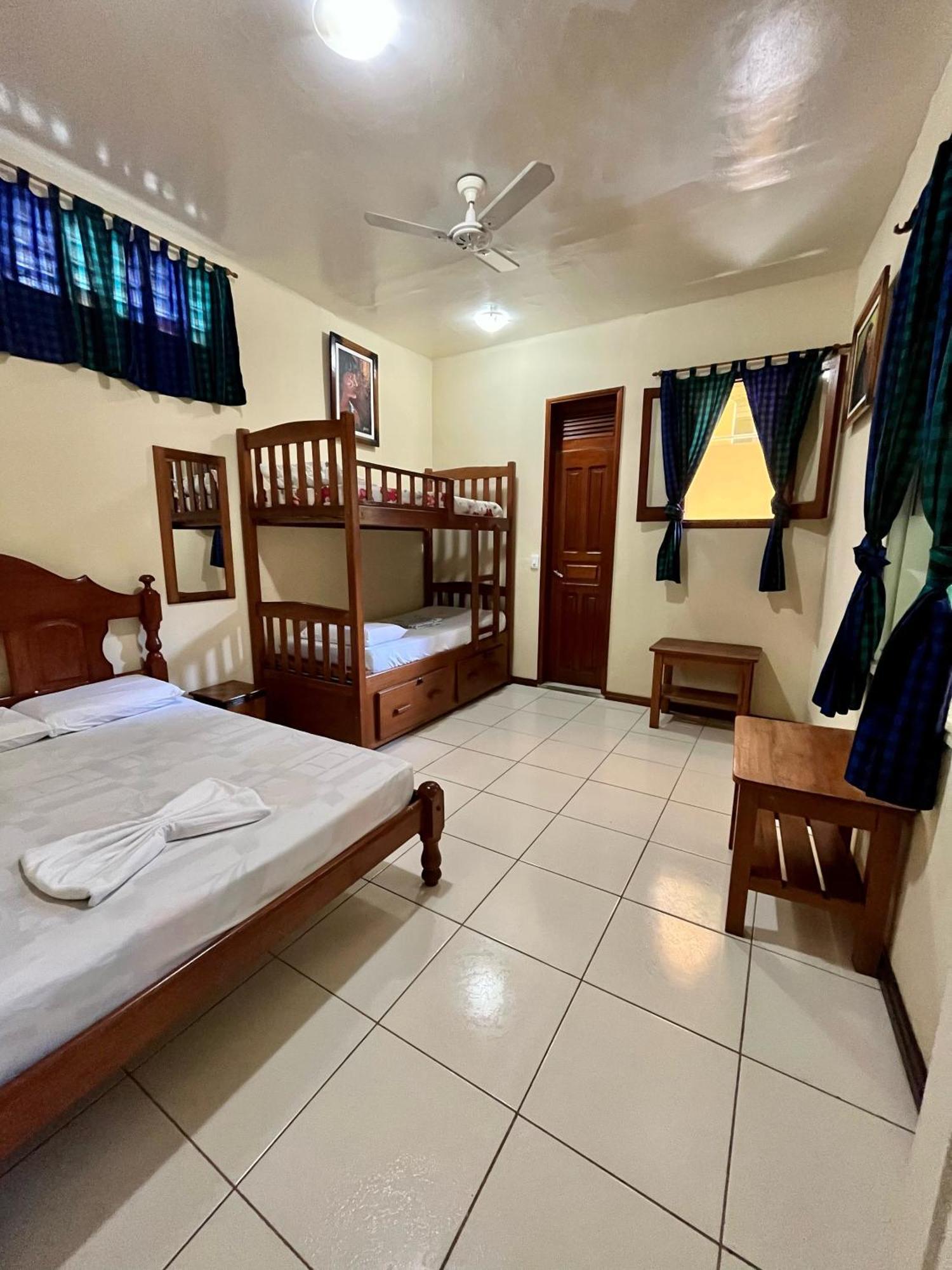 Hostel Μανάους Εξωτερικό φωτογραφία